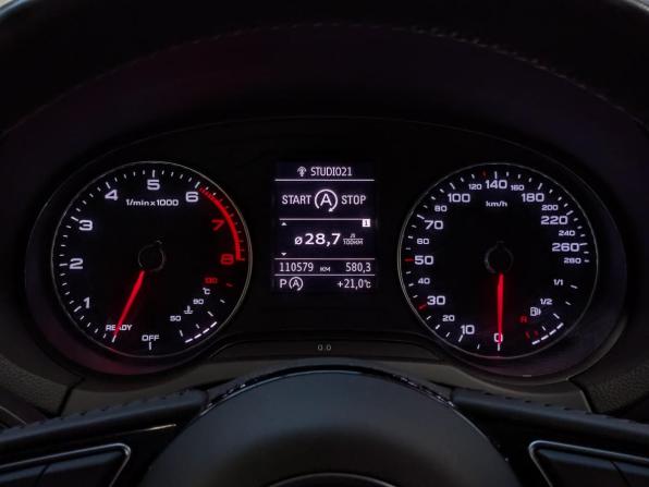 Audi A3 III (8V) Рестайлинг с пробегом 2019 года, цена 1 900 000 рублей, 111000 км, седан, Автокод Объявления