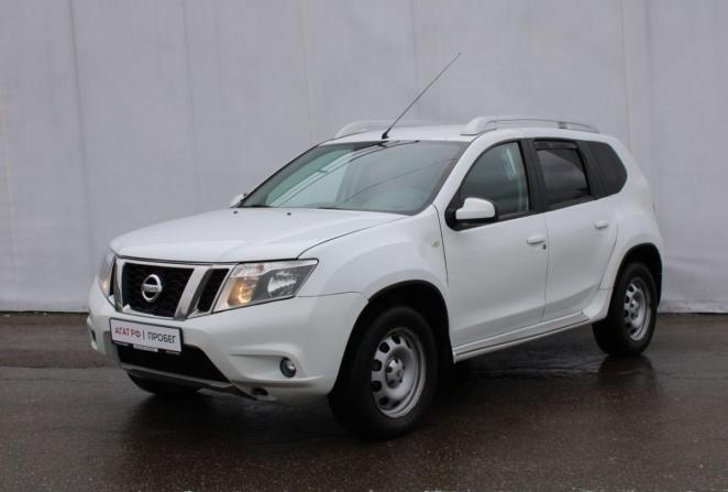 Nissan Terrano III (D10) с пробегом 2017 года, цена 1 220 000 рублей, 131760 км, внедорожник, Автокод Объявления