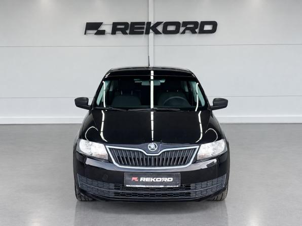 Skoda Rapid I с пробегом 2017 года, цена 1 349 000 рублей, 128000 км, лифтбек, Автокод Объявления