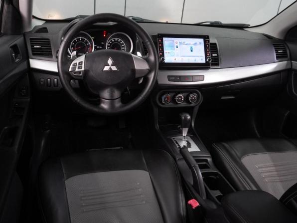 Mitsubishi Lancer X Рестайлинг с пробегом 2011 года, цена 719 000 рублей, 266046 км, седан, Автокод Объявления