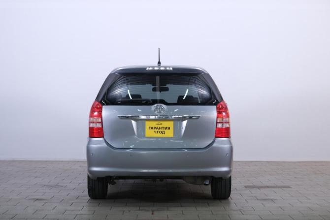 Toyota Wish I с пробегом 2003 года, цена 699 000 рублей, 300000 км, компактвэн, Автокод Объявления