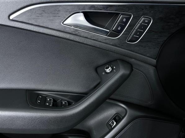 Audi A6 IV (C7) Рестайлинг с пробегом 2017 года, цена 1 765 000 рублей, 268533 км, седан, Автокод Объявления
