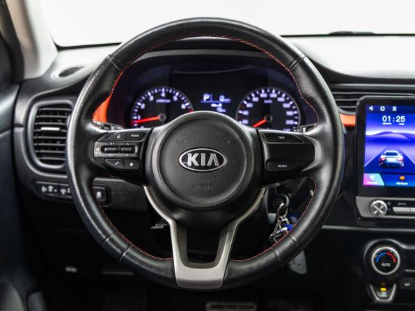 Kia Rio IV Рестайлинг с пробегом 2020 года, цена 1 638 000 рублей, 72019 км, хэтчбек, Автокод Объявления