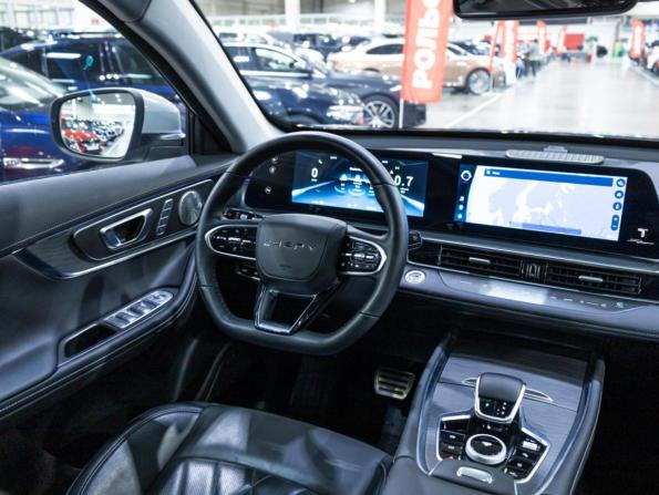 Chery Tiggo 8 Pro Max I Рестайлинг с пробегом 2023 года, цена 2 929 818 рублей, 4692 км, внедорожник, Автокод Объявления