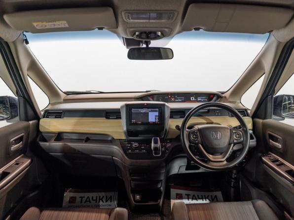 Honda Freed II с пробегом 2018 года, цена 1 493 000 рублей, 63795 км, компактвэн, Автокод Объявления