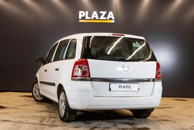 Opel Zafira B Рестайлинг с пробегом 2011 года, цена 689 000 рублей, 180782 км, минивэн, Автокод Объявления