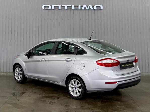 Ford Fiesta Mk6 Рестайлинг с пробегом 2018 года, цена 677 000 рублей, 217620 км, седан, Автокод Объявления