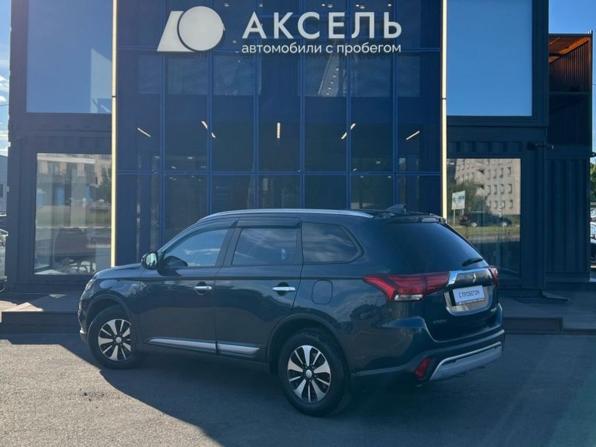 Mitsubishi Outlander III Рестайлинг 2 с пробегом 2018 года, цена 1 715 000 рублей, 116000 км, внедорожник, Автокод Объявления