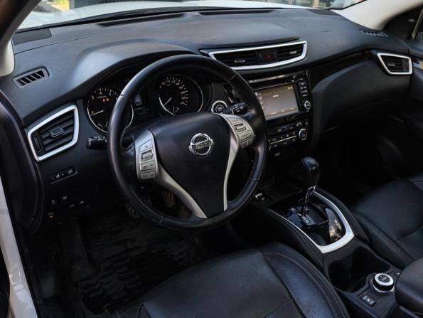 Nissan Qashqai II с пробегом 2017 года, цена 1 750 000 рублей, 112171 км, внедорожник, Автокод Объявления