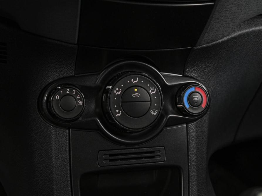 Ford Fiesta Mk6 Ставрополь  - изображение 16