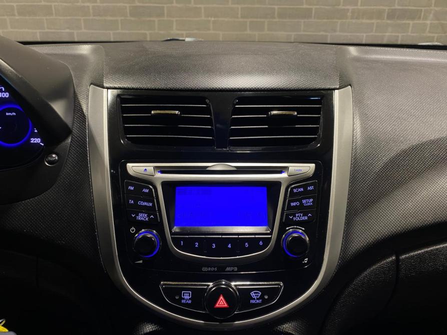 Hyundai Solaris I Челябинск  - изображение 11