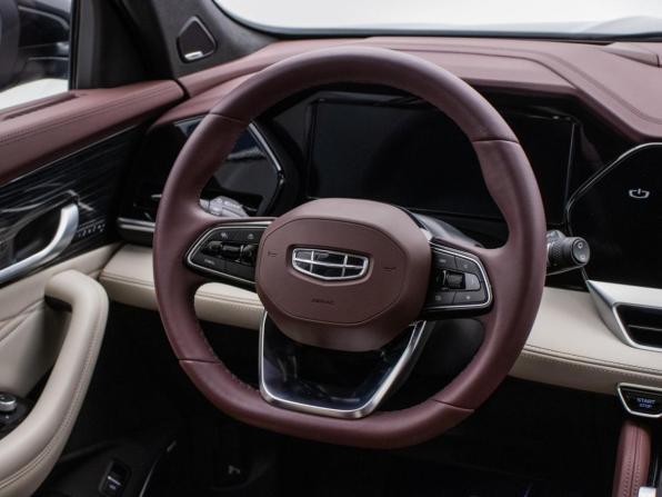 Geely Monjaro I с пробегом 2023 года, цена 3 075 000 рублей, 74500 км, внедорожник, Автокод Объявления