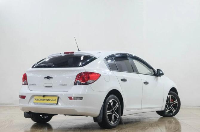 Chevrolet Cruze I Рестайлинг с пробегом 2014 года, цена 679 000 рублей, 180000 км, хэтчбек, Автокод Объявления
