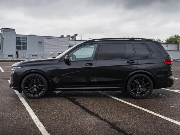 BMW X7 I (G07) Рестайлинг с пробегом 2022 года, цена 13 990 000 рублей, 21000 км, внедорожник, Автокод Объявления