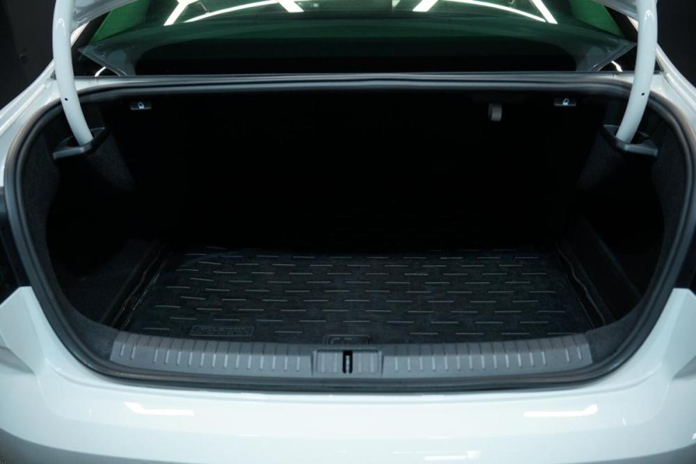 Volkswagen Passat B8 Крым  - изображение 28