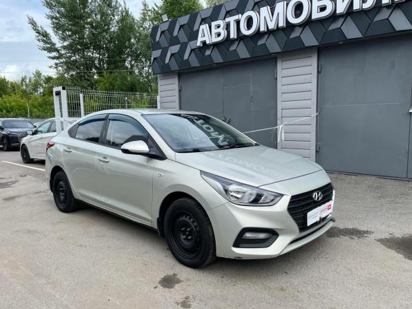 Hyundai Solaris II с пробегом 2018 года, цена 1 195 900 рублей, 150075 км, седан, Автокод Объявления