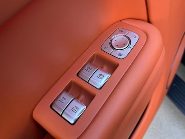 Li Auto (Lixiang) L7 I с пробегом 2023 года, цена 5 590 000 рублей, 42500 км, внедорожник, Автокод Объявления