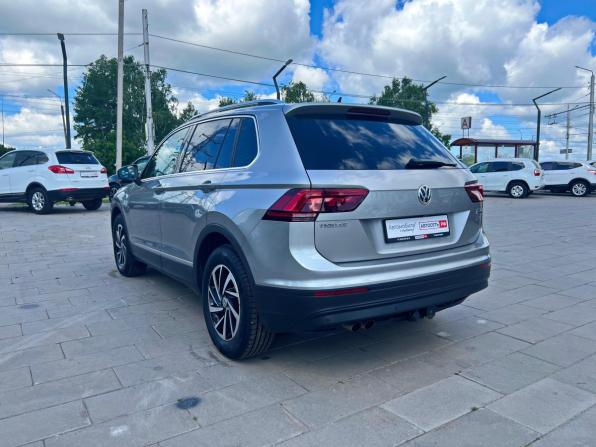 Volkswagen Tiguan II с пробегом 2018 года, цена 2 824 500 рублей, 111847 км, внедорожник, Автокод Объявления