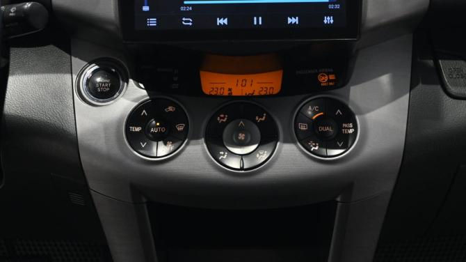 Toyota RAV4 III (XA30) с пробегом 2007 года, цена 925 000 рублей, 174273 км, внедорожник, Автокод Объявления