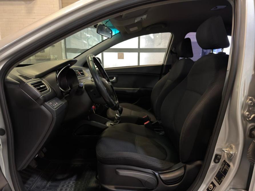 Kia Rio III Санкт-Петербург  - изображение 12