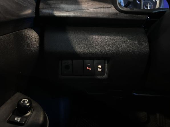 Suzuki Ertiga II Рестайлинг с пробегом 2022 года, цена 1 850 000 рублей, 150193 км, компактвэн, Автокод Объявления