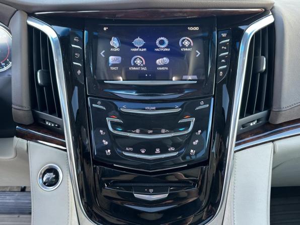 Cadillac Escalade IV с пробегом 2016 года, цена 4 499 990 рублей, 148000 км, внедорожник, Автокод Объявления