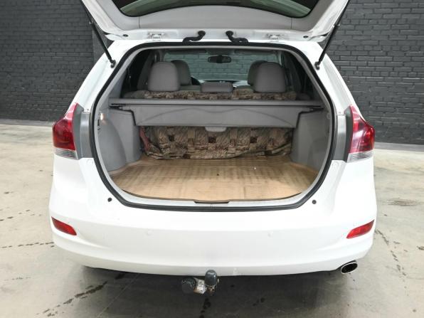 Toyota Venza I Рестайлинг с пробегом 2013 года, цена 2 300 000 рублей, 260049 км, внедорожник, Автокод Объявления