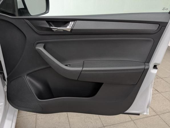 Skoda Rapid II с пробегом 2021 года, цена 1 200 000 рублей, 145133 км, лифтбек, Автокод Объявления