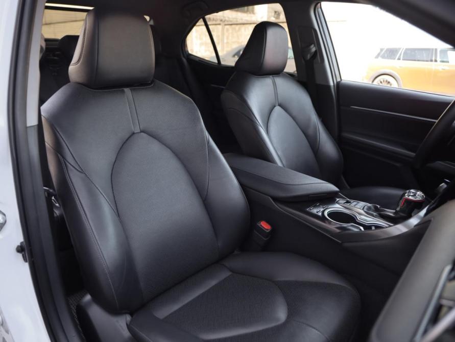 Toyota Camry VIII (XV70) Рестайлинг Санкт-Петербург  - изображение 29