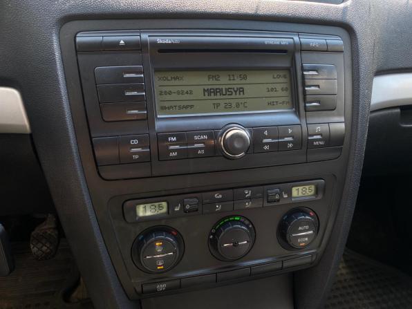 Skoda Octavia II (A5) с пробегом 2006 года, цена 419 000 рублей, 293151 км, лифтбек, Автокод Объявления