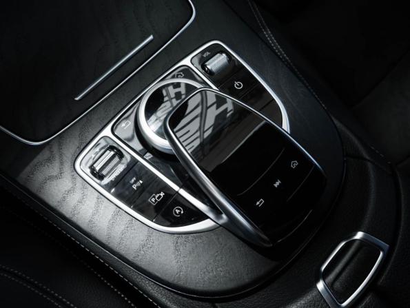 Mercedes-Benz E-Класс V (W213 S213 C238) с пробегом 2019 года, цена 4 350 000 рублей, 28411 км, седан, Автокод Объявления