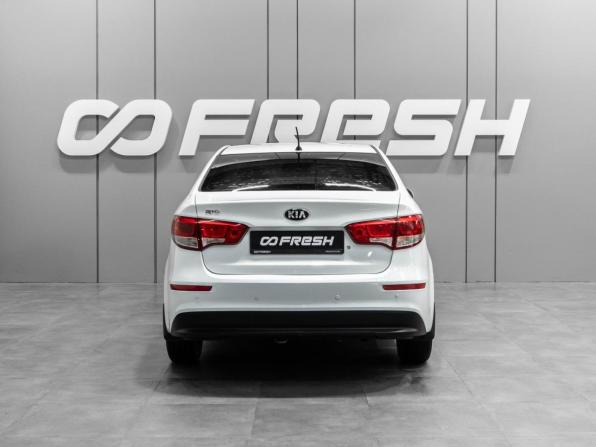 Kia Rio III Рестайлинг с пробегом 2015 года, цена 1 069 000 рублей, 95113 км, седан, Автокод Объявления