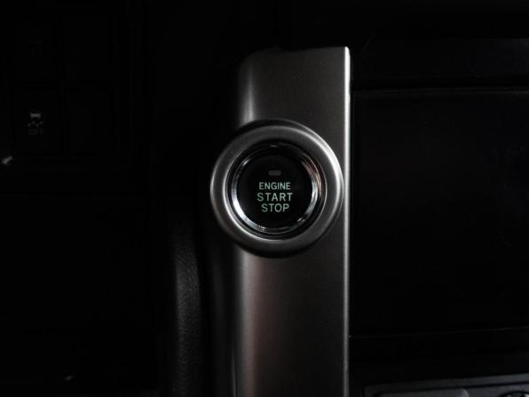 Toyota Land Cruiser Prado 150 Series с пробегом 2012 года, цена 2 760 000 рублей, 253569 км, внедорожник, Автокод Объявления