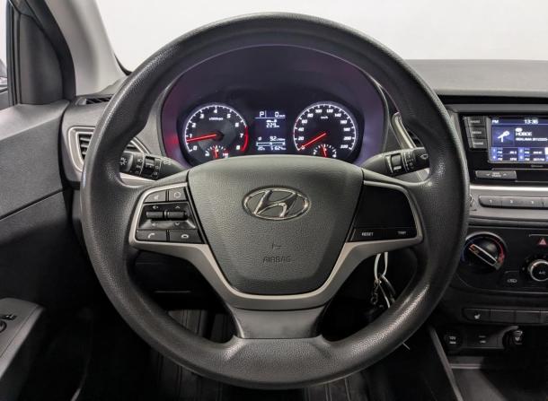 Hyundai Solaris II Рестайлинг с пробегом 2020 года, цена 1 575 000 рублей, 51620 км, седан, Автокод Объявления