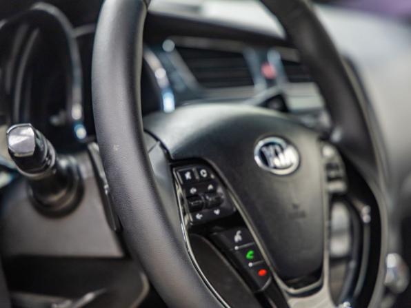 Kia Ceed II с пробегом 2015 года, цена 978 000 рублей, 177265 км, хэтчбек, Автокод Объявления