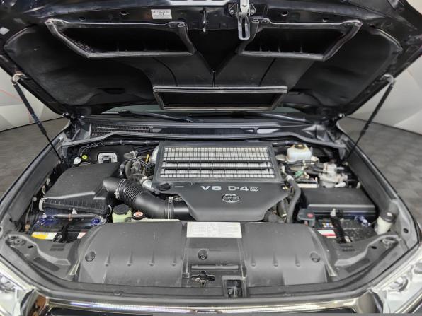 Toyota Land Cruiser 200 Series Рестайлинг 2 с пробегом 2018 года, цена 5 399 000 рублей, 165257 км, внедорожник, Автокод Объявления
