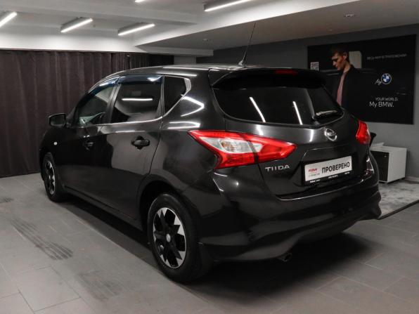Nissan Tiida II с пробегом 2015 года, цена 1 077 000 рублей, 133400 км, хэтчбек, Автокод Объявления