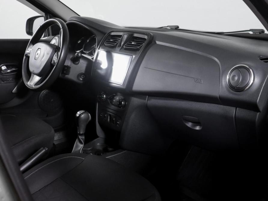 Renault Sandero II Москва  - изображение 9