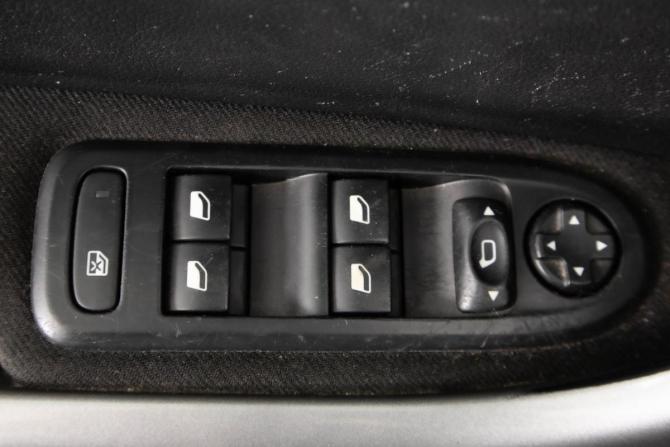 Peugeot 408 I с пробегом 2014 года, цена 449 000 рублей, 185000 км, седан, Автокод Объявления