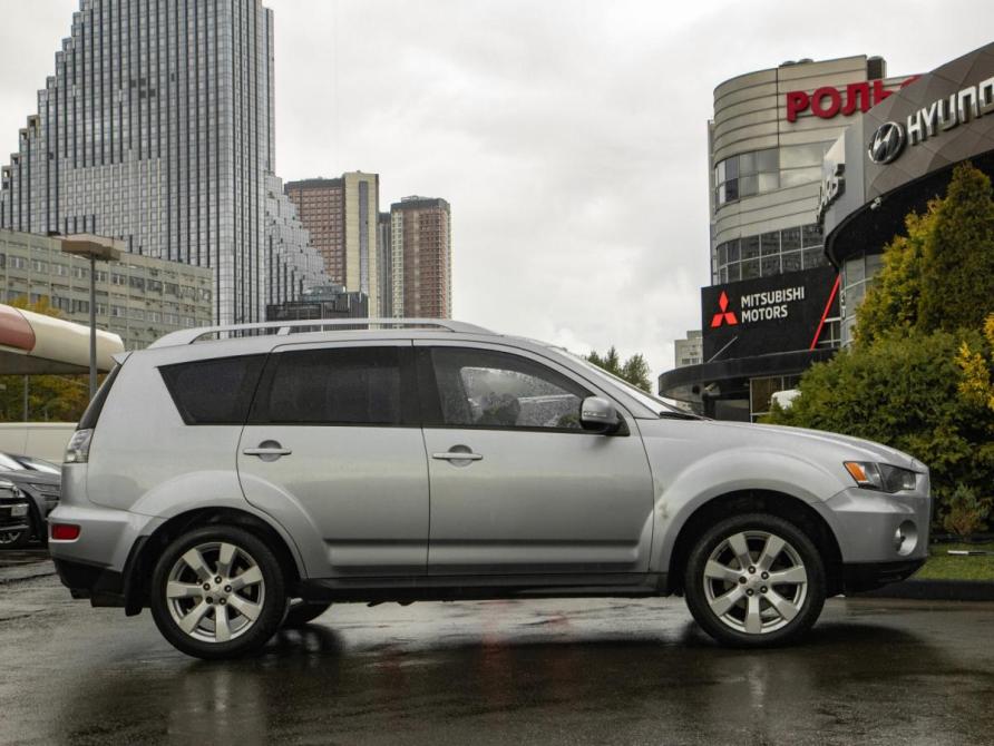 Mitsubishi Outlander II Рестайлинг Москва  - изображение 3