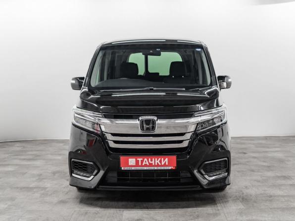 Honda Stepwgn V Рестайлинг с пробегом 2019 года, цена 2 250 000 рублей, 62617 км, минивэн, Автокод Объявления