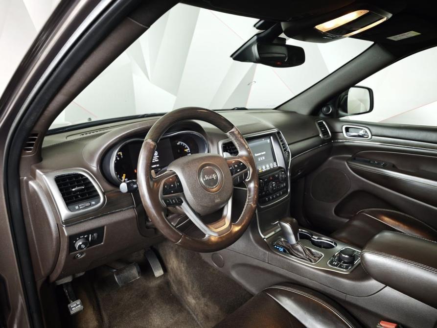 Jeep Grand Cherokee IV (WK2) Рестайлинг Москва  - изображение 18