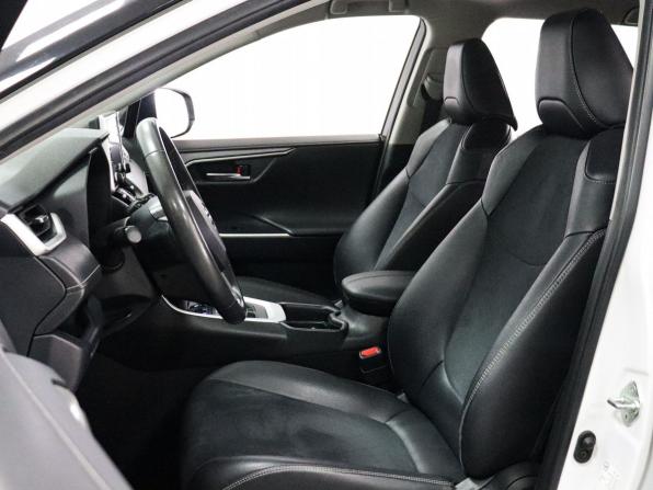 Toyota RAV4 V (XA50) с пробегом 2021 года, цена 3 059 000 рублей, 82810 км, внедорожник, Автокод Объявления