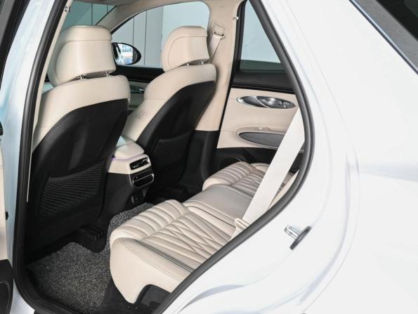 Genesis GV70 I с пробегом 2021 года, цена 5 300 000 рублей, 80425 км, внедорожник, Автокод Объявления