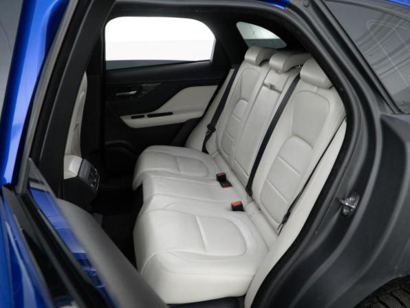 Jaguar F-Pace I с пробегом 2016 года, цена 2 497 055 рублей, 87273 км, внедорожник, Автокод Объявления