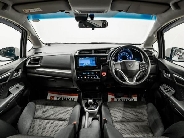 Honda Fit III Рестайлинг с пробегом 2018 года, цена 1 125 000 рублей, 182760 км, хэтчбек, Автокод Объявления