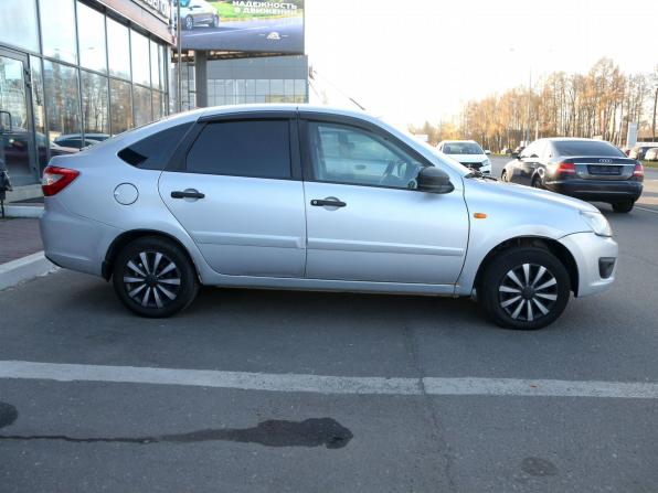 Lada (ВАЗ) Granta I с пробегом 2016 года, цена 347 000 рублей, 175000 км, лифтбек, Автокод Объявления