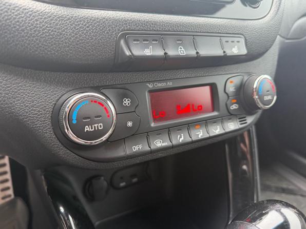 Kia Ceed II с пробегом 2013 года, цена 1 035 000 рублей, 136741 км, хэтчбек, Автокод Объявления