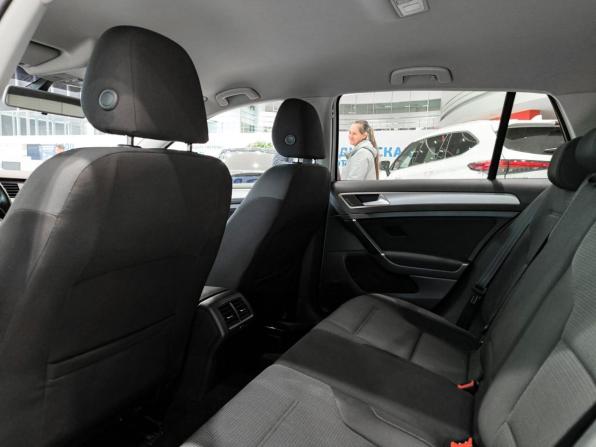 Volkswagen Golf VII с пробегом 2014 года, цена 1 099 000 рублей, 192022 км, хэтчбек, Автокод Объявления