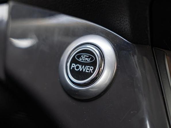 Ford Kuga II с пробегом 2013 года, цена 1 265 000 рублей, 166964 км, внедорожник, Автокод Объявления